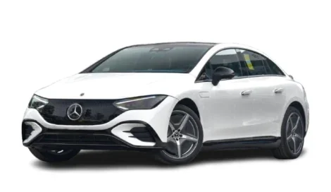 Location de Mercedes-Benz EQE 500 4Matic (Automatique, 300 kWt Electro) à Alicante