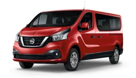 Location de Nissan NV300 (Manuelle, 2.0 L Essence) à Tenerife