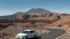 Location de voitures pour les moins de 25 ans à Tenerife : Solutions concrètes et tarifs.