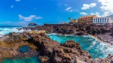 Les piscines naturelles d'El Caleton : Une escapade rafraîchissante dans une nature vierge