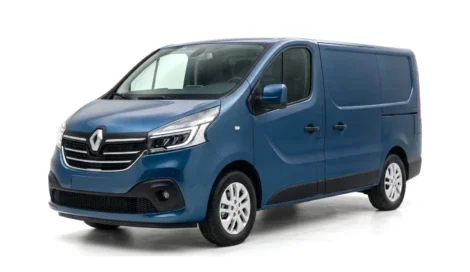 Location de Renault Trafic (Manuelle, 2.0 L Essence) à Tenerife