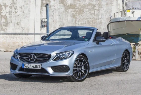 Mercedes-AMG C-Class Cabrio (Automatique, 3.0 L, 4 places)