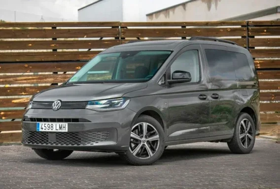 Volkswagen Caddy Maxi (Automatique, 2.0 L, 7 places)