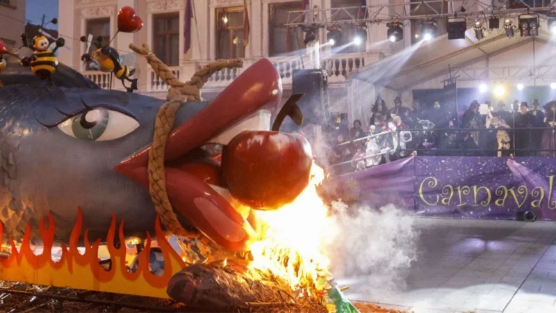 Le carnaval de Santa Cruz de Tenerife : Une explosion de couleurs et de culture